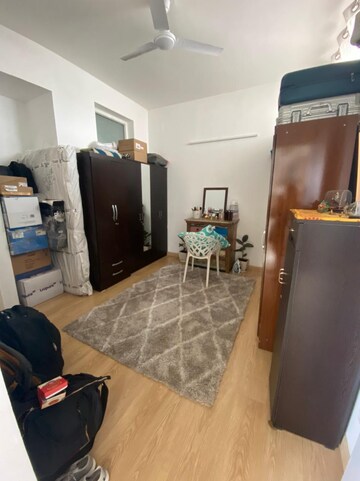 Room in 2 BHK Apartment at Emaar The Palm Drive-Palm Studios, Sector 66 – for Rent
