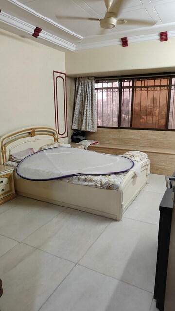 Bedroom in 3 BHK Apartment at Brooklyn Hill, Andheri West – for Rent