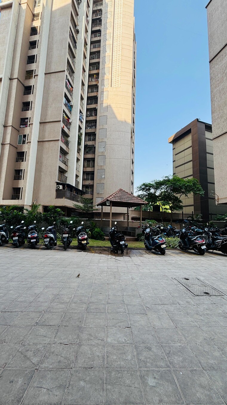 Exterior View, kasarvadavali 2 Bedroom 460 Sq.Ft. Apartment In Kasarvadavali Thane 8386920