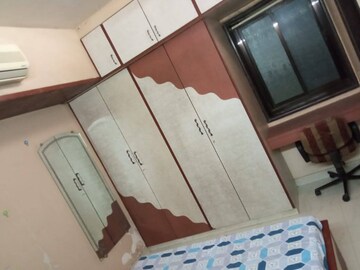 Furnished Amenities in 1 BHK Apartment at Malad Apartment, Malad West – for Rent