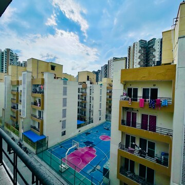 2 BHK Apartment – Exterior View View at Amrapali Centurian Park, Amrapali Dream Valley - for Rent