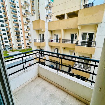 Staircase in 2 BHK Apartment at Amrapali Centurian Park, Amrapali Dream Valley – for Rent