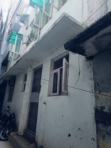 2 BHK Builder Floor – Exterior View View at Arjun Nagar - for Rent