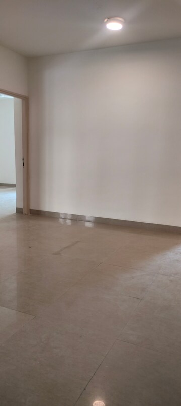 Room in 4 BHK Apartment at Emaar Emerald Floors Premier, Sector 65 – for Rent