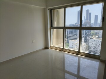 Room in 2 BHK Apartment at Runwal Nirvana, Parel – for Rent
