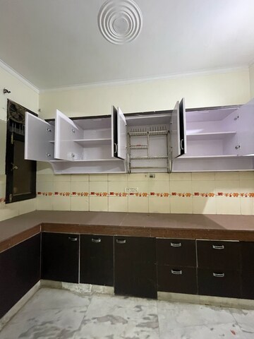 3 BHK Builder Floor For Rent in Sector 43
