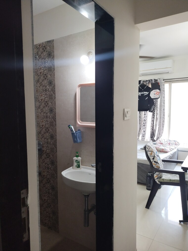 Bathroom, swanand-apartment 1 Bedroom 489 Sq.Ft. Apartment In Kurla Mumbai 8387070