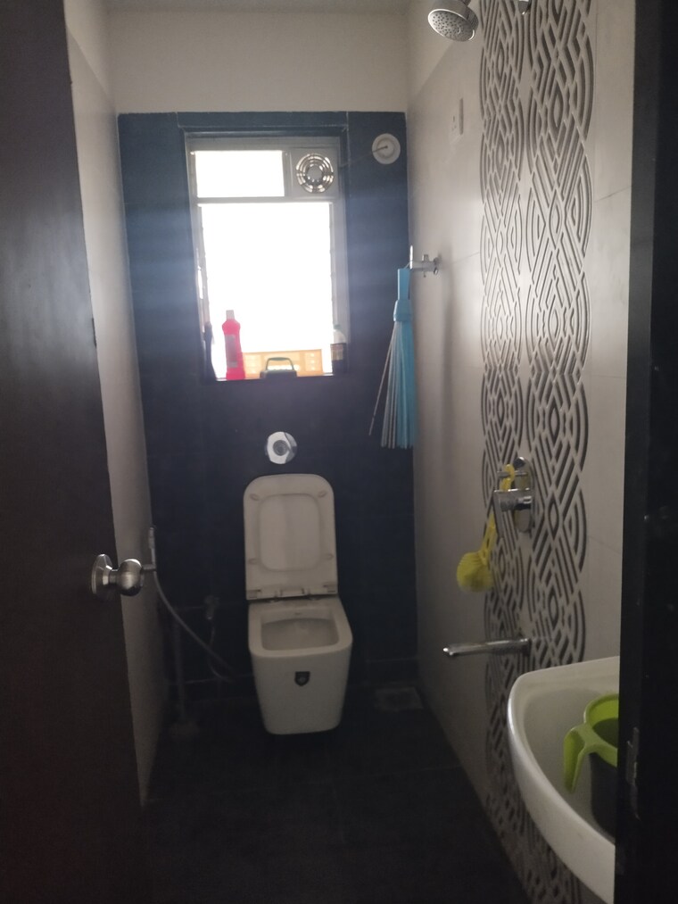 Bathroom, swanand-apartment 1 Bedroom 489 Sq.Ft. Apartment In Kurla Mumbai 8387070