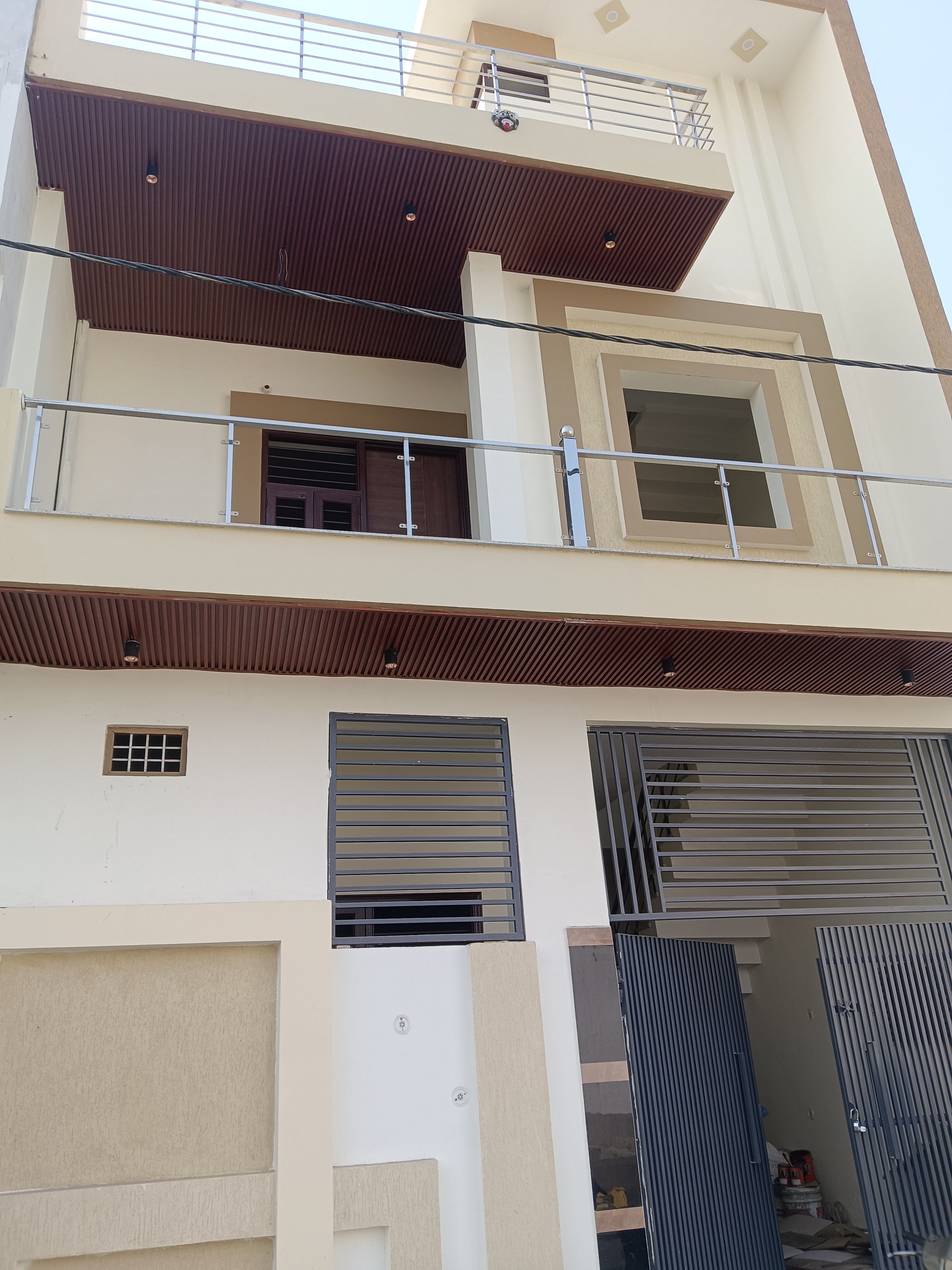 3 BHK + Servant Room Independent House For Sale in Dwarika Dham 