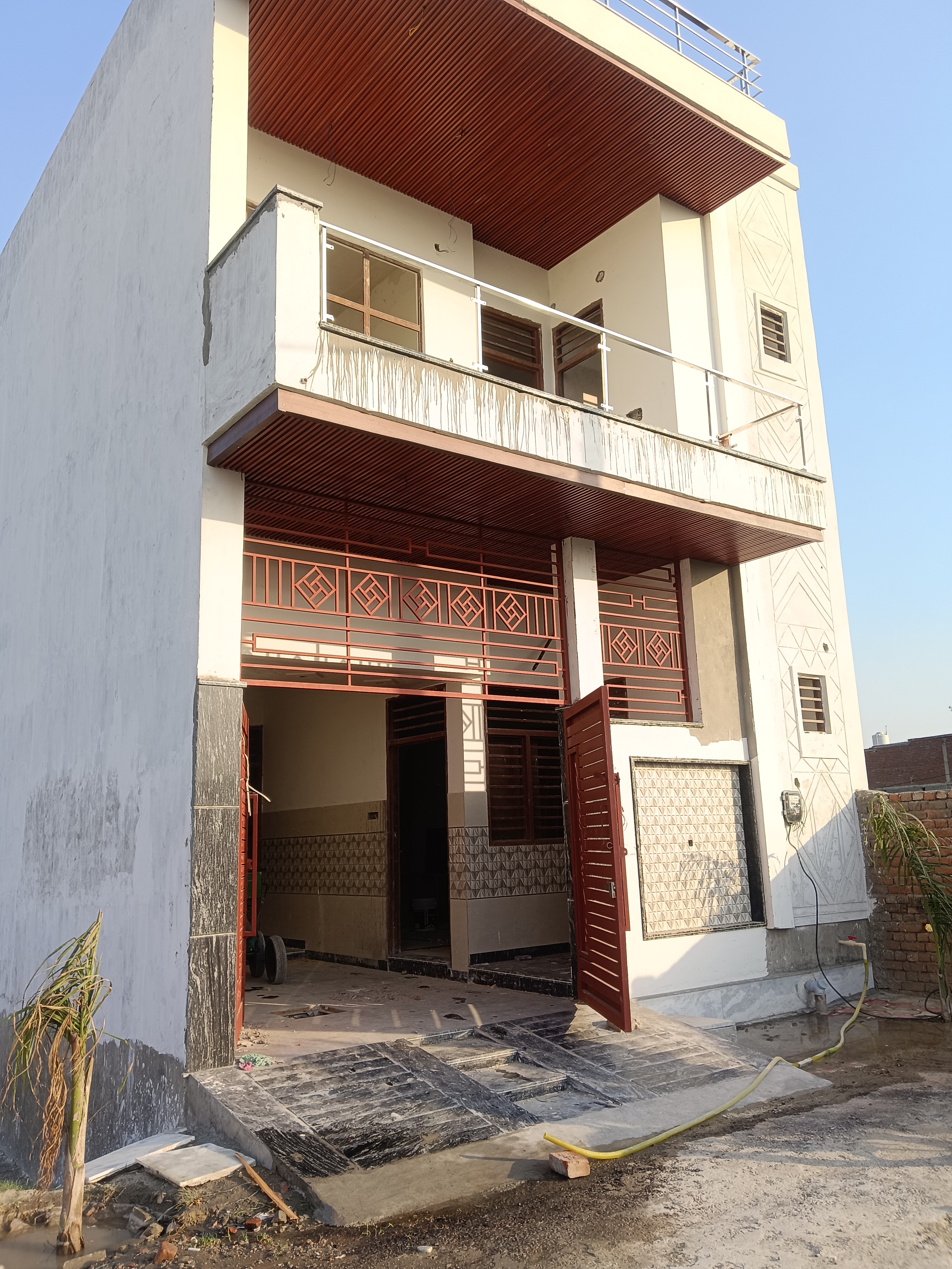 3 BHK + Servant Room Independent House For Sale in Dwarika Dham 