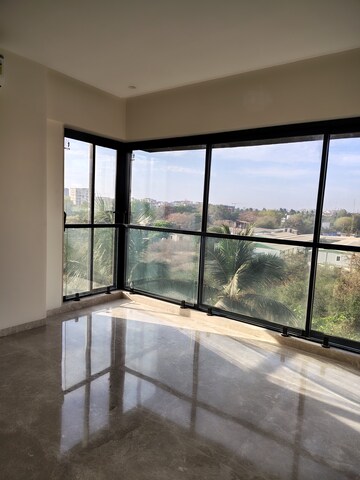 Bedroom in 2 BHK Apartment at Mehta Lilium, Santacruz West – for Rent