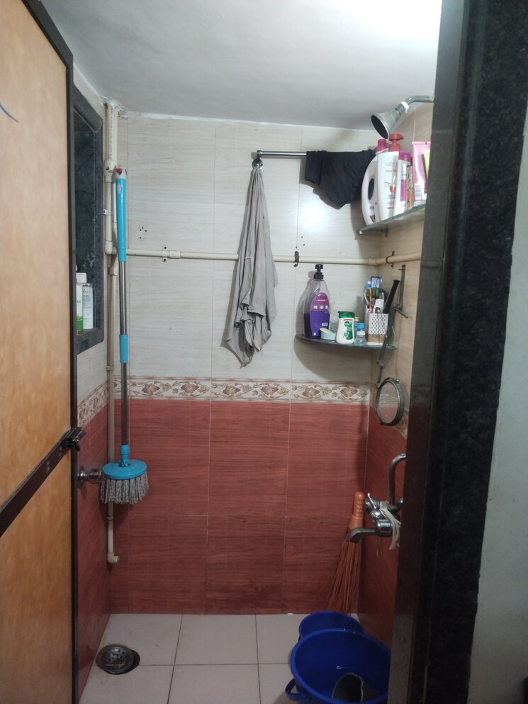 Bathroom, parsn-nehru-nagar-panchratna-chs 1 Bedroom 393 Sq.Ft. Apartment In Kurla East Mumbai 8387115