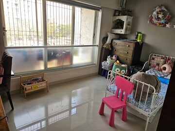Furnished Amenities in 2 BHK Apartment at Liberty Garden, Malad West – for Rent