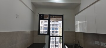 Room in 2 BHK Apartment at Godrej Urban Park, Chandivali – for Rent