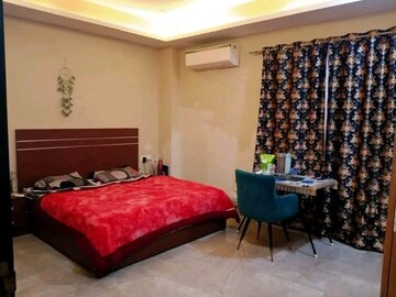 2 BHK Builder Floor For Rent in Saket