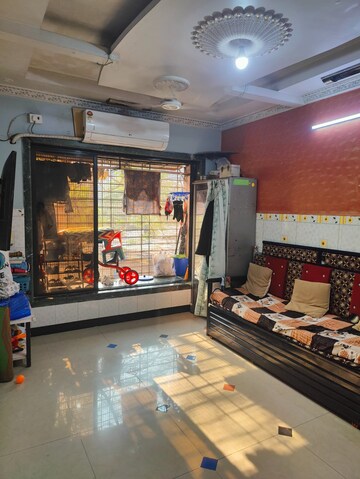 Bedroom in 2 BHK Apartment at Anand CHS Kurla, Kurla West – for Rent