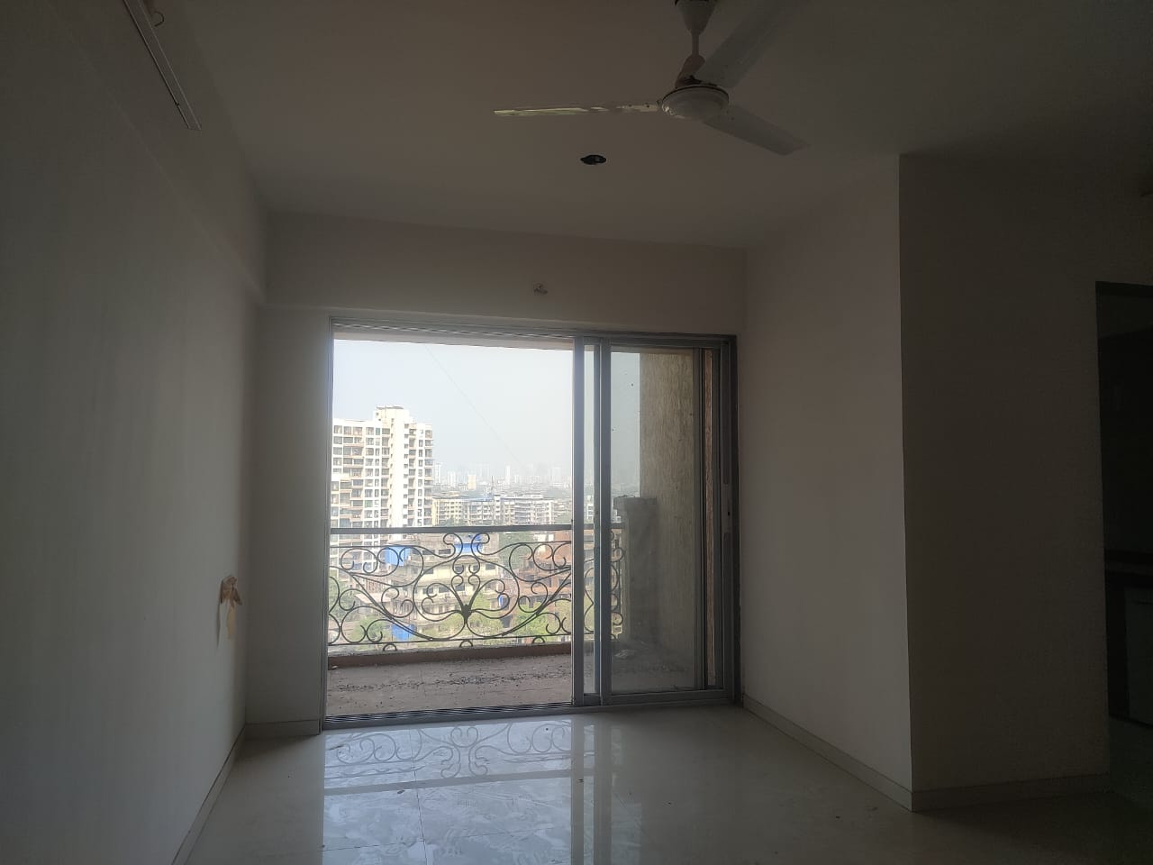 2 BHK 598 Sq.Ft. Apartment in Kohinoor Lifestyle