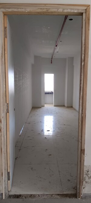 Bathroom in 2 BHK Apartment at Kohinoor Lifestyle, Kalyan West – for Sale