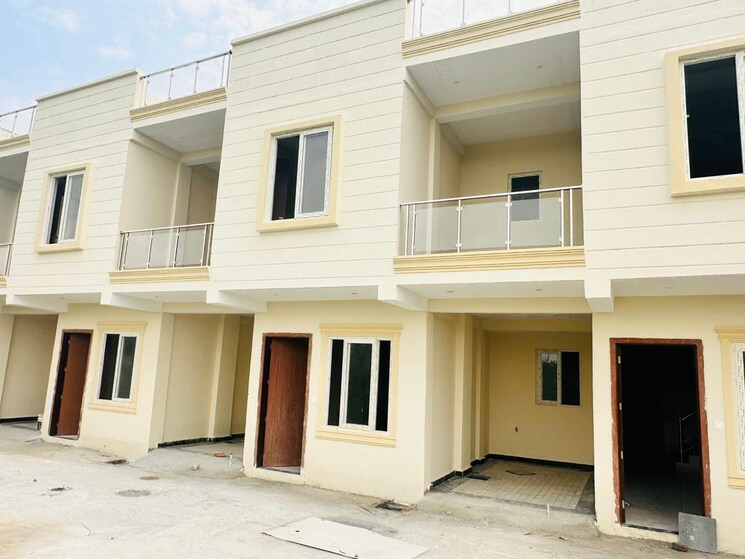 Exterior View, upsidc site b  100 Sq.Yd. Plot In Upsidc Site B Greater Noida 8387174