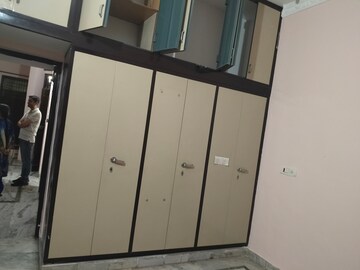 Furnished Amenities in 2 BHK Apartment at Penta Homes, Vip Road – for Rent