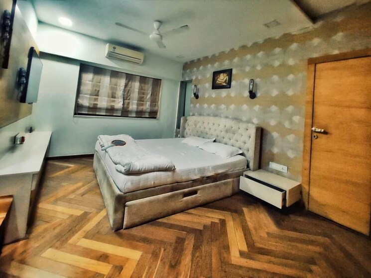 Bedroom, maker-kundan-gardens 2 Bedroom 960 Sq.Ft. Apartment In Juhu Mumbai 8387213