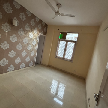Room in 3 BHK Apartment at Tulip Orange, Sector 70 – for Sale