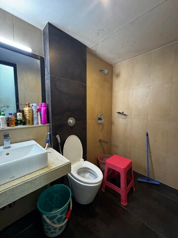 Master Bedroom in 2.5 BHK Apartment at Lodha Splendora, Ghodbunder Road – for Rent