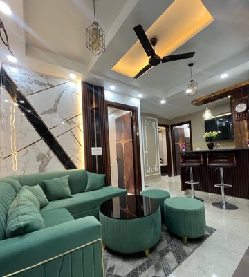 Gym in 3 BHK Builder Floor at Paschim Vihar – for Rent