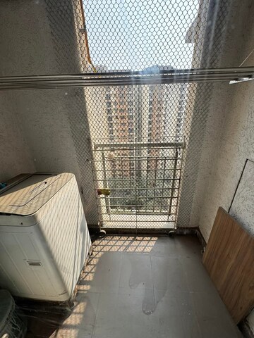 Bathroom in 2.5 BHK Apartment at Lodha Splendora, Ghodbunder Road – for Rent