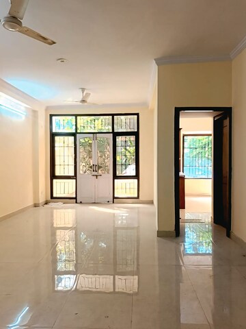 Master Bedroom in 3 BHK Builder Floor at SS Mayfield Gardens, Sector 51 – for Rent