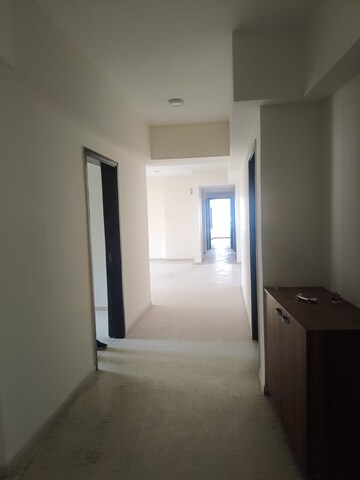 4 BHK Apartment For Rent in Unitech Harmony, Sector 50