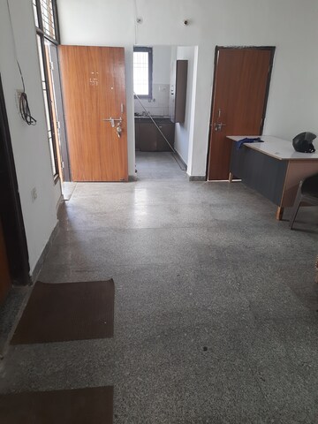 Furnished Amenities in 2 BHK Independent House at Sector 63a – for Rent