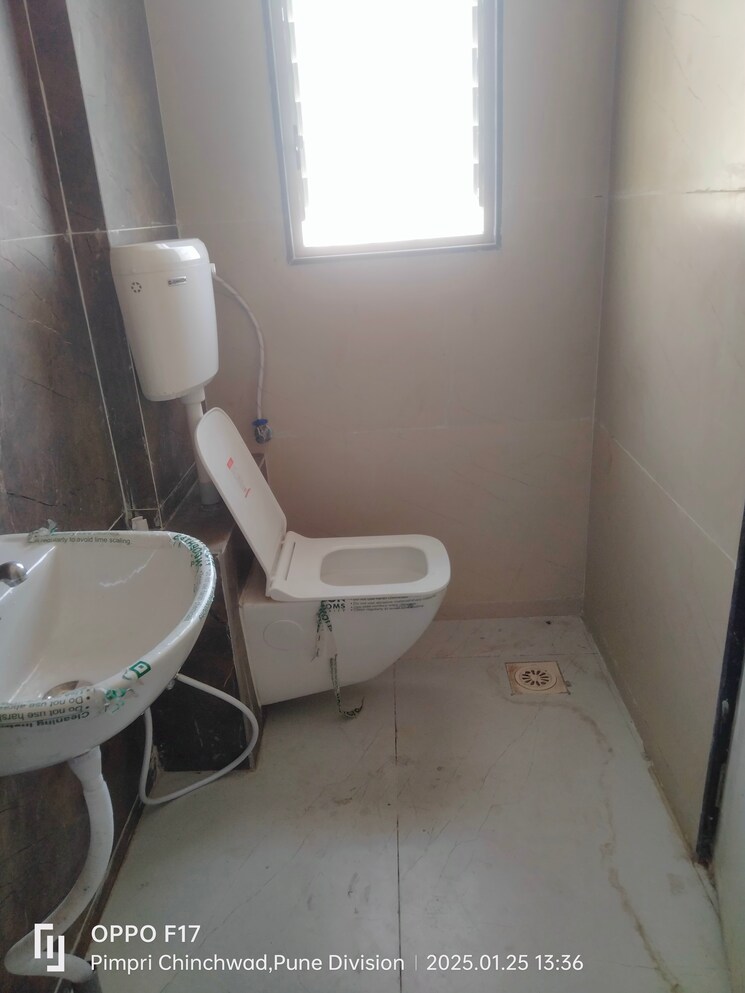 Bathroom, shreeram-residency-pimple-nilakh 2 Bedroom 841 Sq.Ft. Apartment In Pimple Nilakh Pune 8387359