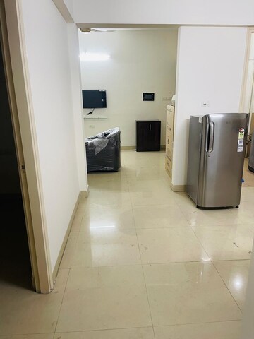 Room in 2 BHK Apartment at Amanora Trendy Homes, Hadapsar – for Rent