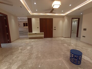 3.5 BHK Apartment For Rent in Paschim Vihar