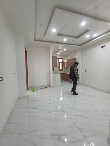 3.5 BHK Apartment For Rent in Paschim Vihar