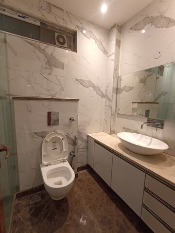 Bathroom in 3.5 BHK Apartment at Paschim Vihar – for Rent