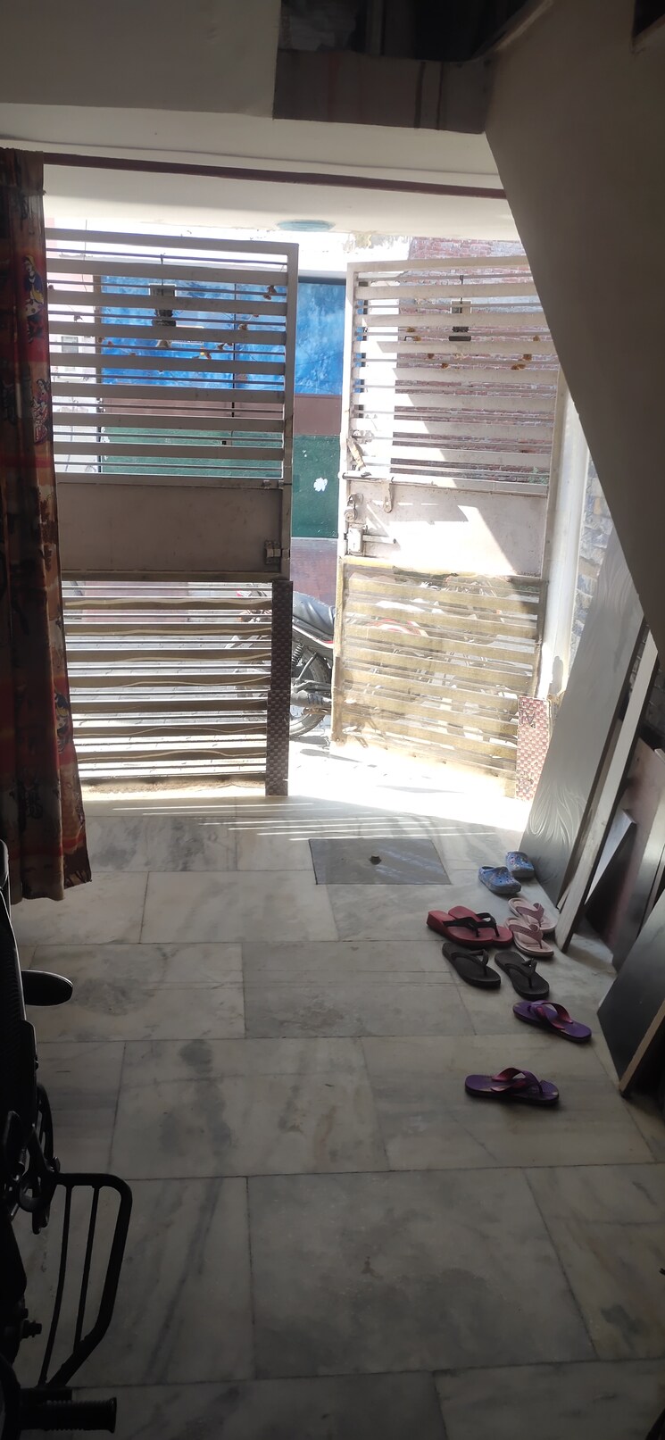 Balcony, kalindi vihar 2 Bedroom 100 Sq.Yd. Independent House In Kalindi Vihar Agra 8387412