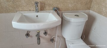 Bathroom in 3 BHK Apartment at Amrapali Golf Homes, Sector 4, Greater Noida – for Rent