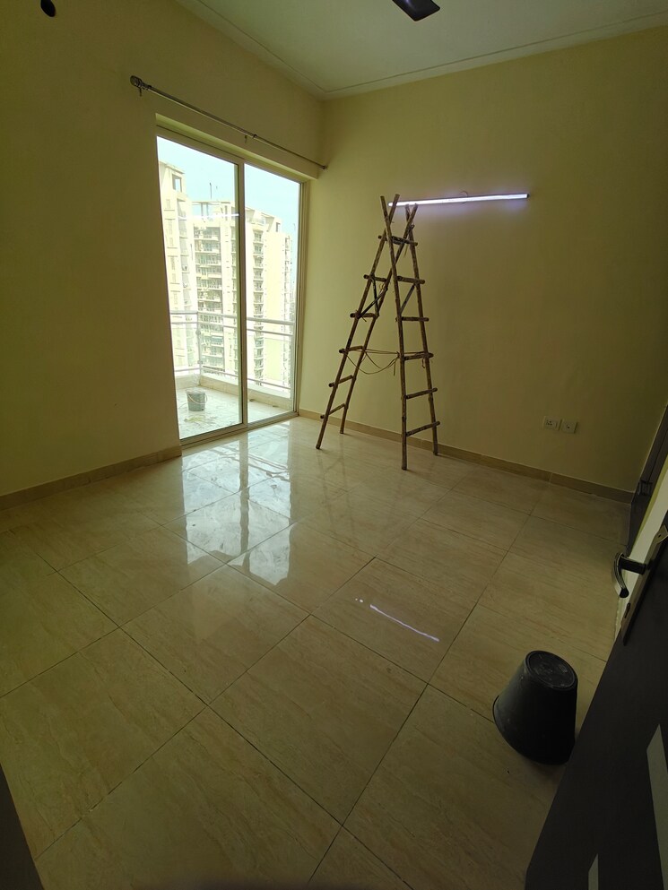 Room, gaur-saundaryam 3 Bedroom 1650 Sq.Ft. Apartment In Tech Zone 4 Greater Noida Greater Noida 8387455