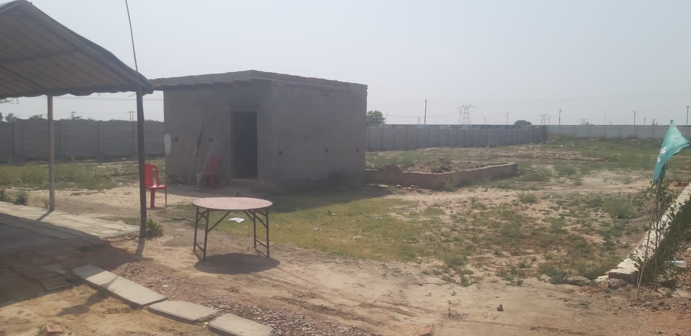 Plot For Sale in Jewar Tapal 