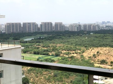 Balcony in 4 BHK Apartment at DLF The Crest, Sector 54 – for Rent