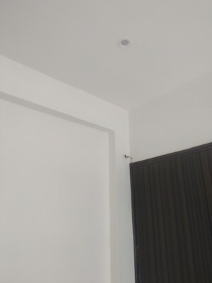 Room in 3 BHK Villa at Omicron 1a Greater Noida – for Sale