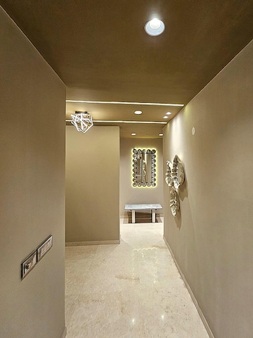 Furnished Amenities in 4 BHK Apartment at DLF The Crest, Sector 54 – for Rent