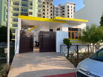 6 BHK Villa – Exterior View View at Ansal Sushant Golf city, Sushant Golf City - for Rent
