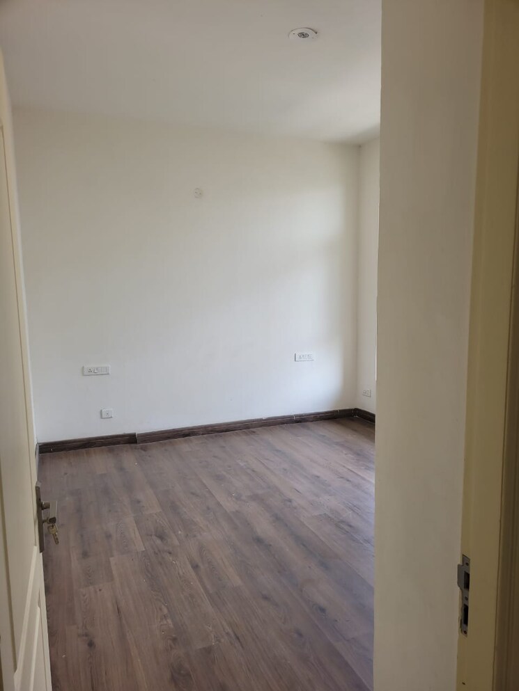 Room, sushma-green-vista 2 Bedroom 1276 Sq.Ft. Apartment In Ghazipur Zirakpur 8387583