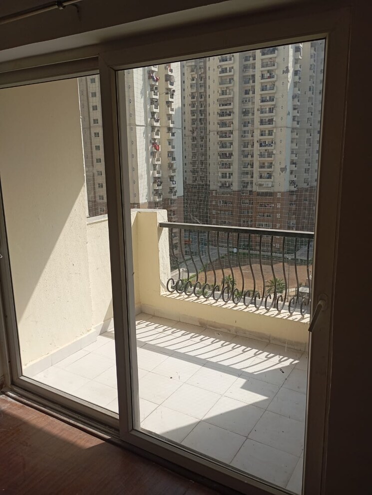 Balcony, nimbus-the-hyde-park 2 Bedroom 1080 Sq.Ft. Apartment In Sector 78 Noida 8387575