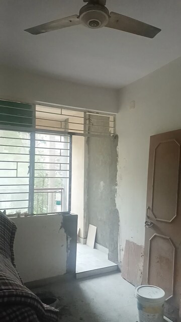 Building Lobby in 1.5 BHK Apartment at Vasundhara Enclave – for Rent