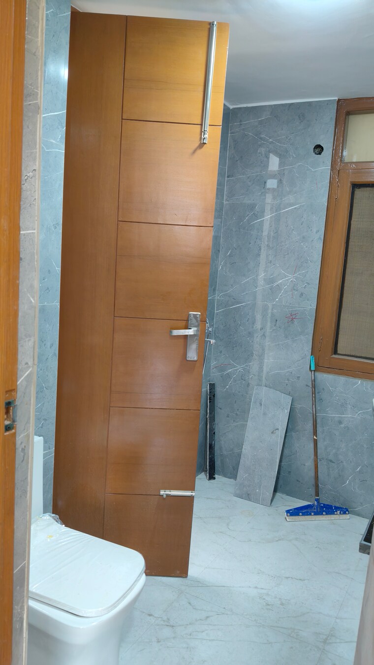 Bathroom, dhakoli village 3.5 Bedroom 2150 Sq.Ft. Apartment In Dhakoli Village Zirakpur 8387622