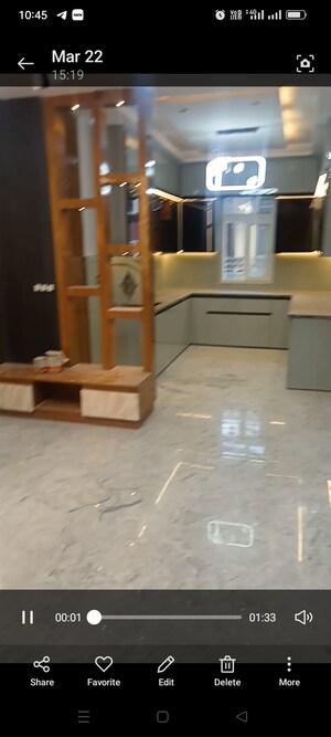 Room in 3 BHK Builder Floor at Chanakya Place – for Sale